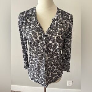 Women’s size small H&M black and white peacock feather blouse polyester